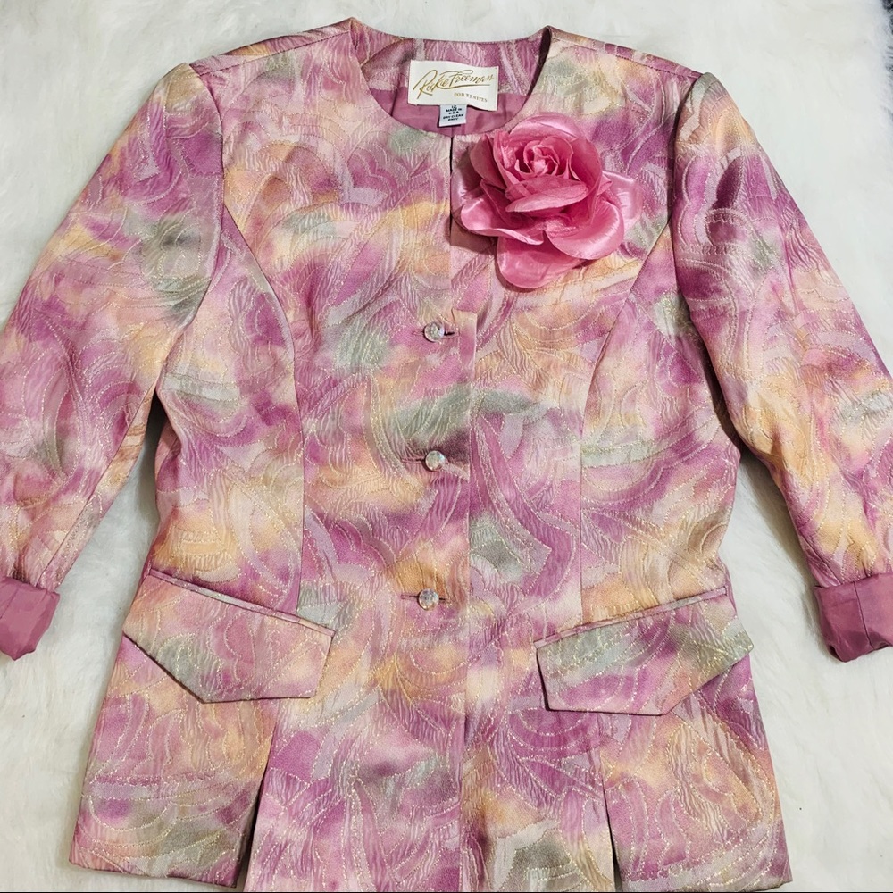 Pastel Floral Blazer 🌸